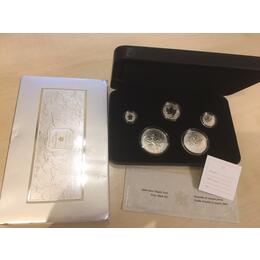 Maple Leaf Prestige Set 2004