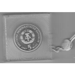 DDR 1987 5 Mark Rotes Rathaus PP verplombt