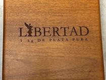 Mexiko Libertad 1 Kilo Silbermünze Siegesgöttin 2014 in Holzbox